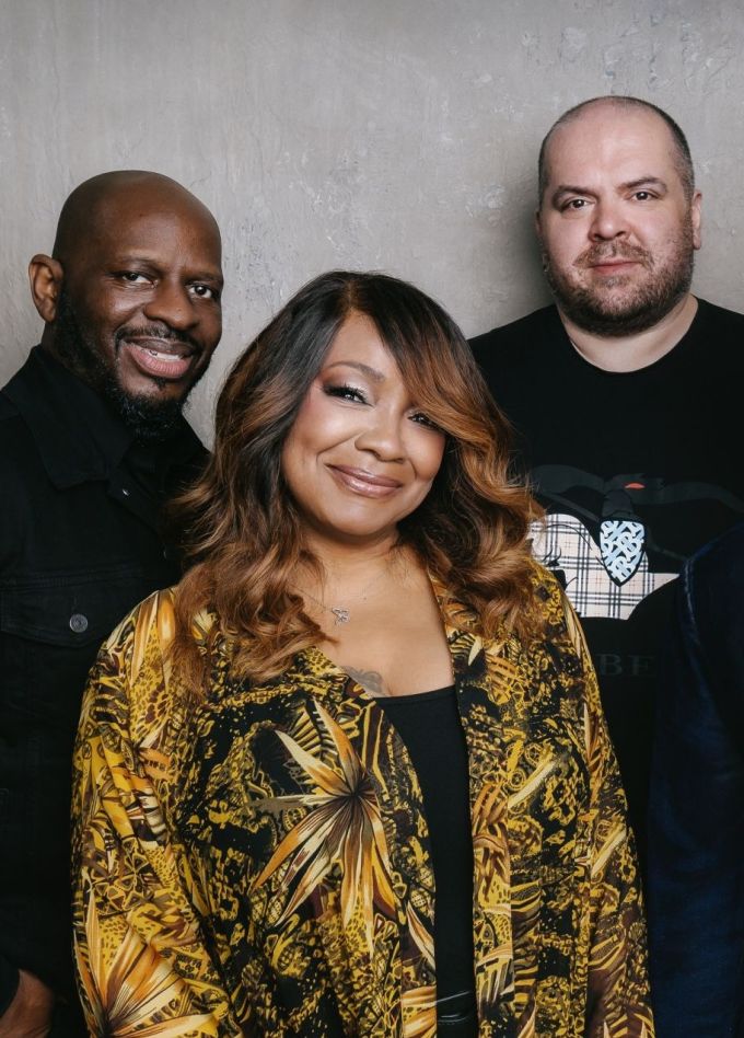 Антон Давидянц и группа «Enterplay»